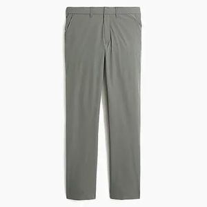 Thmpson tapered gray pants